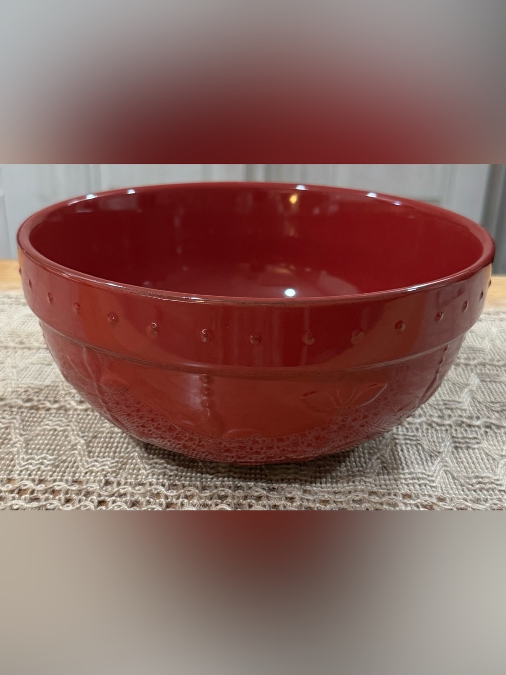 EUC Signature Sorrento 9” bowl